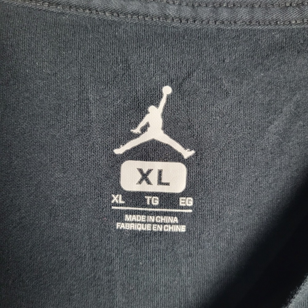 RARE Young Michael Jordan Outstretched Arms Tshirt Men XL Black Wings Collector - Picture 5 of 7